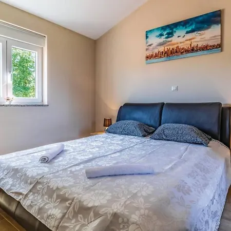 Paliska With Pool For Max 8 Pax In Porec Villa *
