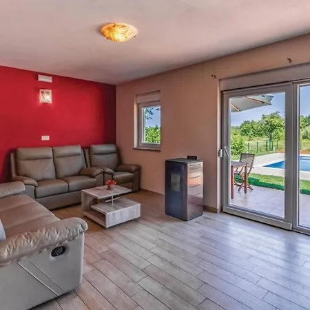 Paliska With Pool For Max 8 Pax In Porec Villa *