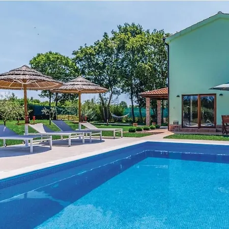 Villa Paliska With Pool For Max 8 Pax In Porec Jasenovica